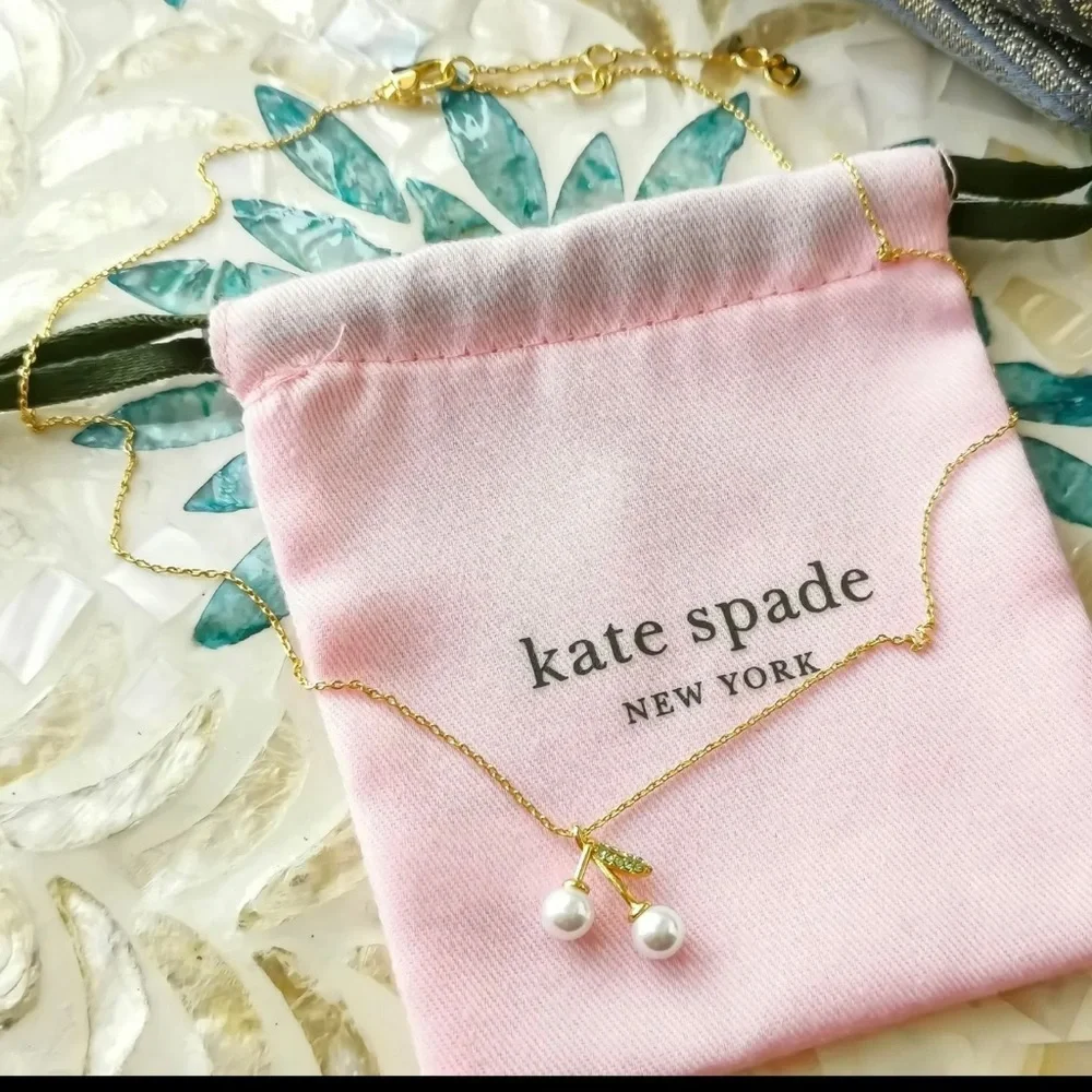 Kate spades ♠️ Cherie cherry gold pendant necklace - Picture 1 of 3